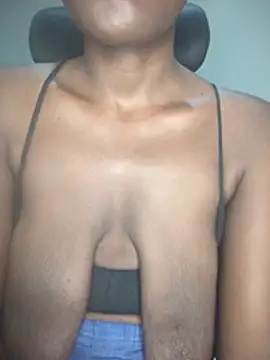 Saggy_boobs
