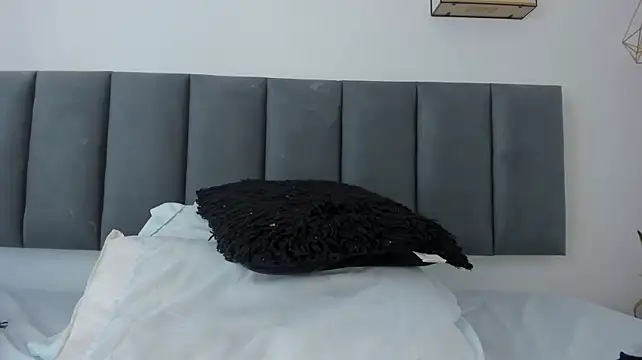MaraOwen_ live cam on StripChat
