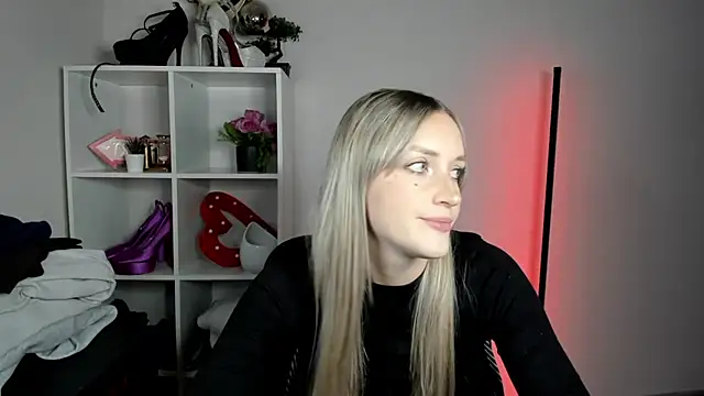 EvelynBlond