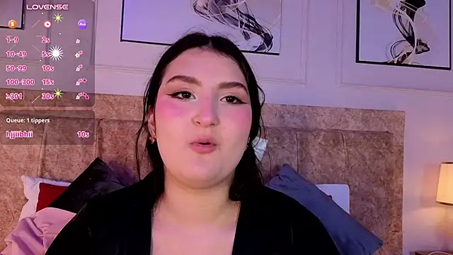 zoe_moon__