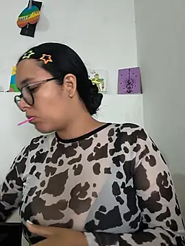 Annya-sweet webcam