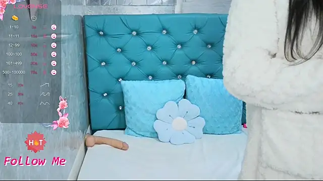 MAARYMOON live cam on StripChat