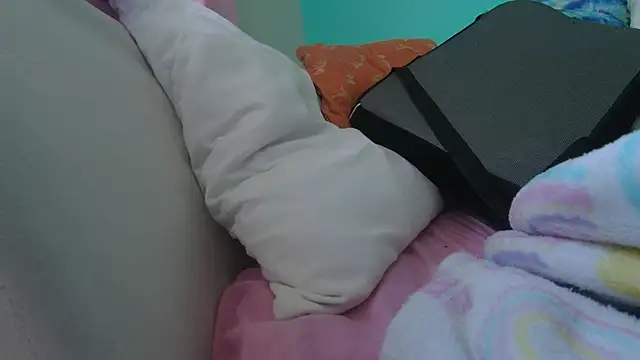 electrifiedlove (F milf) - Naked 5 min at goal. Vibes in!