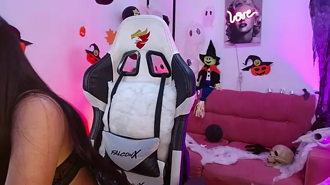 Nessa_sex
