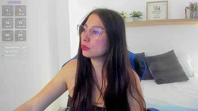 bella_99_ (F young) - show flass tetas