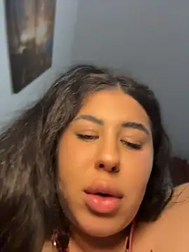 DaianaKimberly live cam on StripChat