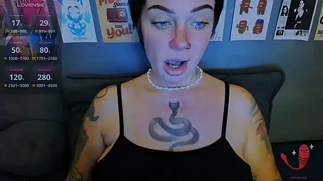 EllieOz
