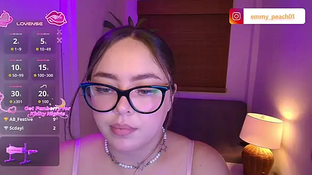 Emmy_peach1