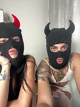 Masked_Desire69