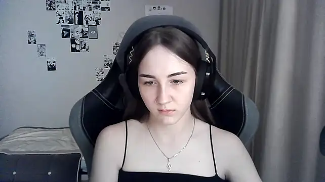 LoryTepe live cam on StripChat