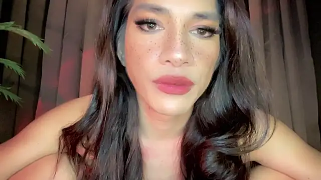 BaffledLensman live cam on StripChat