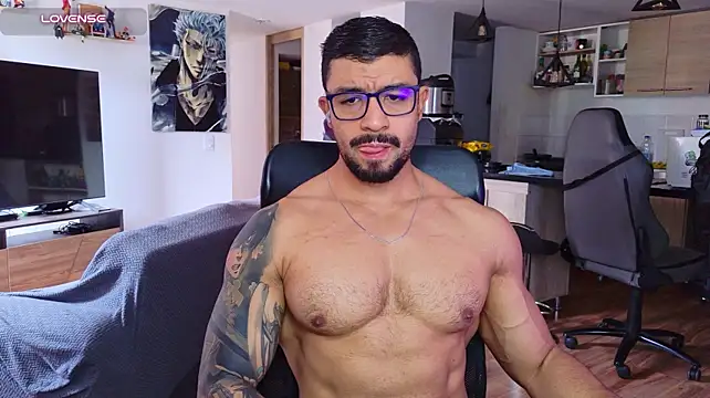 Michael_Diamond live cam on StripChat