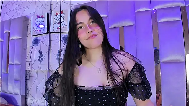 HannaCollins_