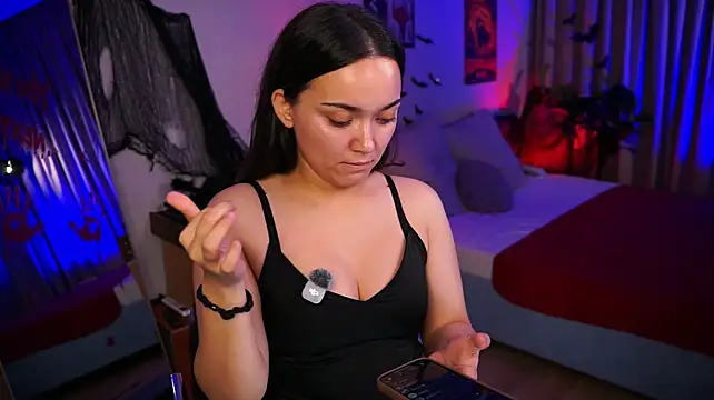 kiss_of_poison live cam on StripChat