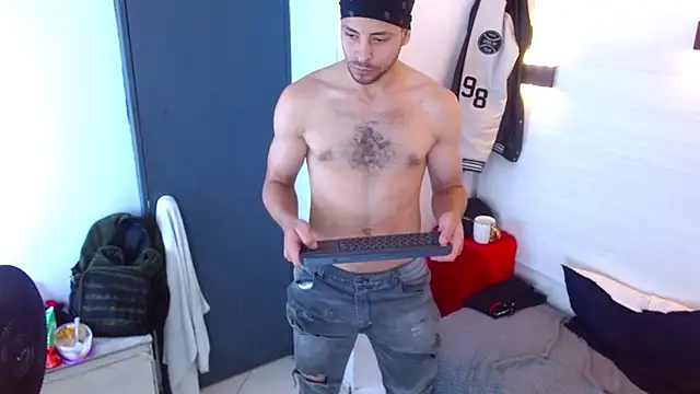 Cris_LaCobra_ webcam