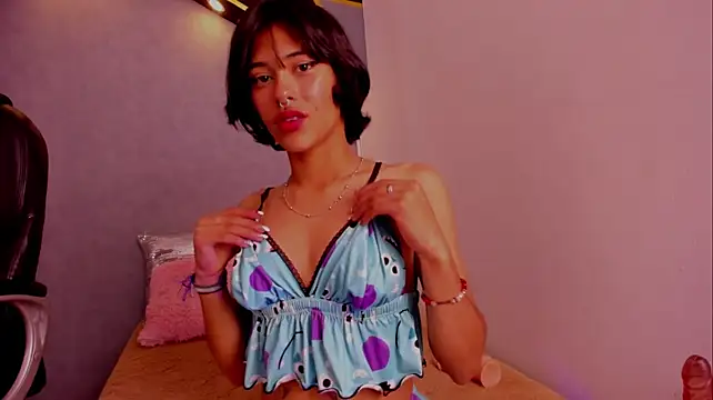 Jenay_Rosse webcam