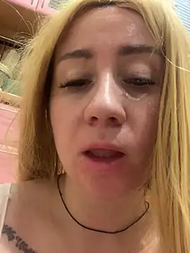 erika66 live cam on StripChat