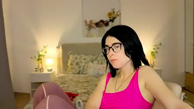 Cut1e_lia_ live cam on StripChat