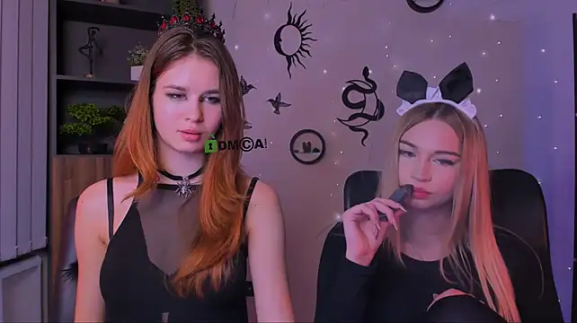 angie_foxy1