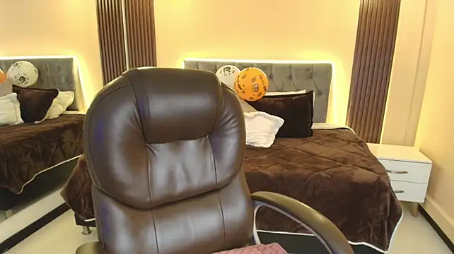 Blair_red_ live cam on StripChat