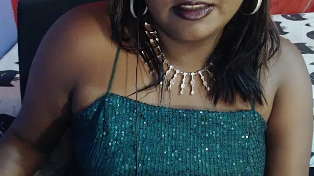 INDIANSIN2 live cam on StripChat
