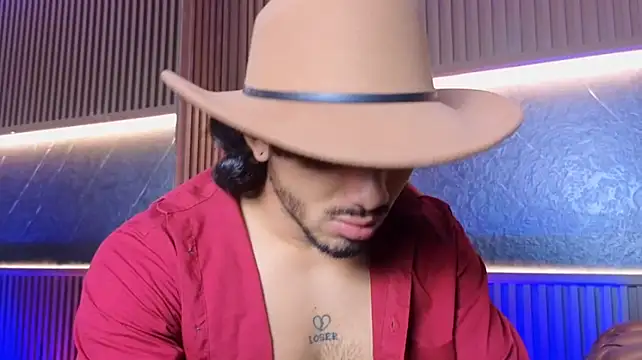 ArturoCardona_ live cam on StripChat