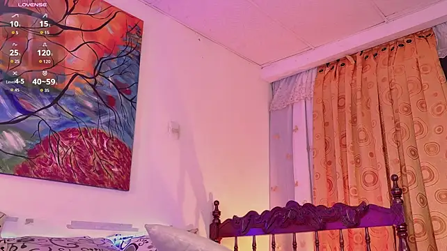 thalia_069 live cam on StripChat