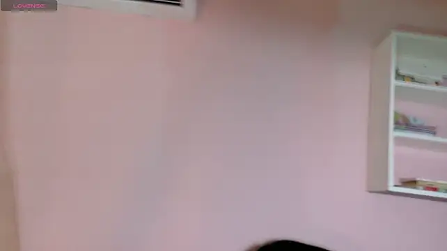 MiiaaVelvett__