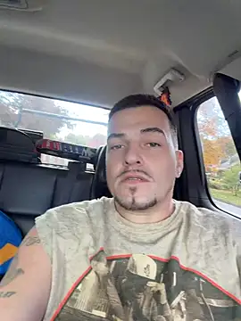Jjhasabig1 live cam on StripChat