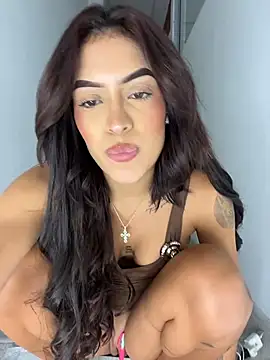 MystiqueXXX webcam