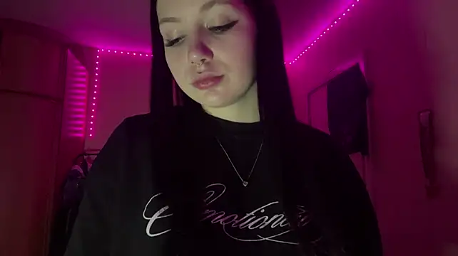 EileenKowalske live cam on StripChat