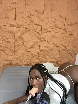 Nahomi_Williams_ live cam on StripChat
