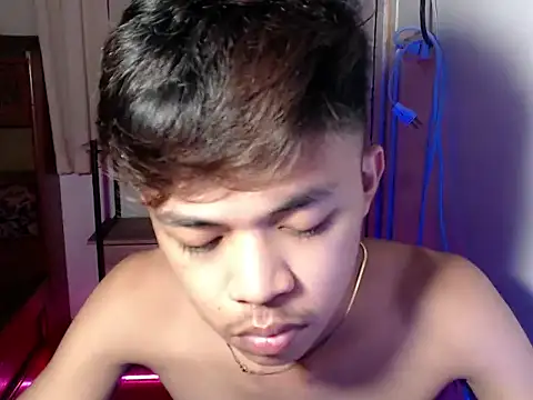 Ur_Josh06 live cam on StripChat