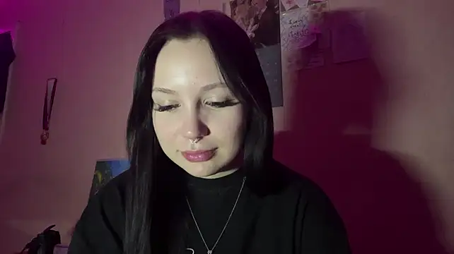 EileenKowalske live cam on StripChat