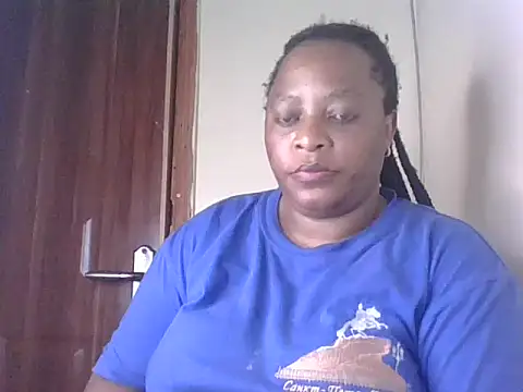 Aminatta_1 live cam on StripChat