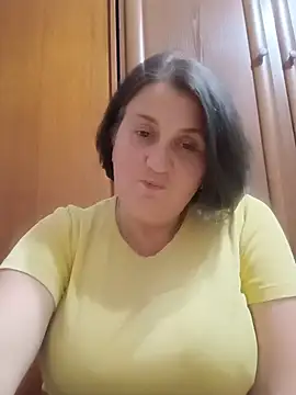 Yuliia_a live cam preview