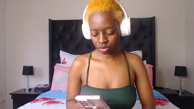 Sexynaughty_Girl