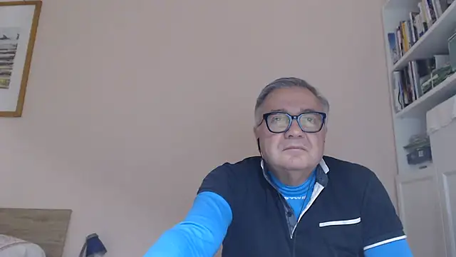 YOU6me live cam on StripChat