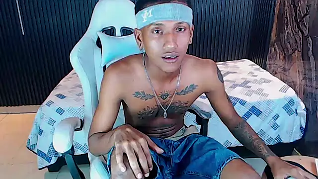 ManSant on Stripchat