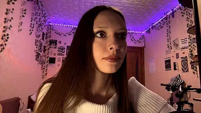 LoretaRosek live cam on StripChat