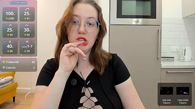 Charmy_Gracy live cam on StripChat
