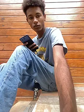 Badboy_00s live sex cam