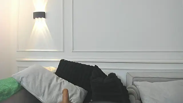 valeriavg (F milf) - link toys 5 minutes
