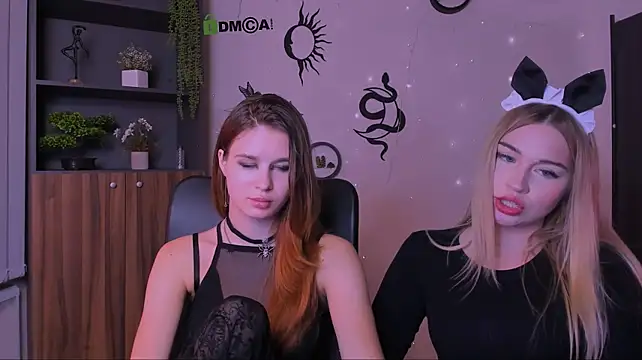 angie_foxy1