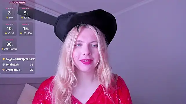 Cutie_Bambi live cam on StripChat