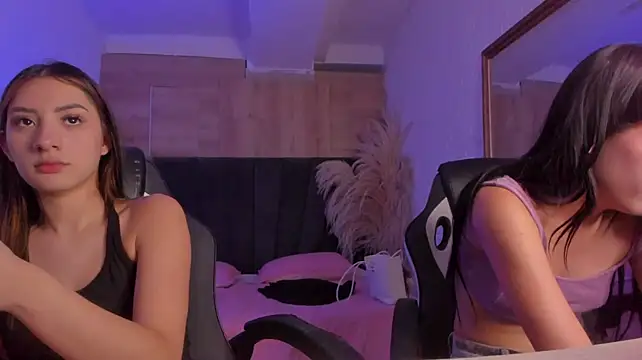AlliceCopper live cam on StripChat