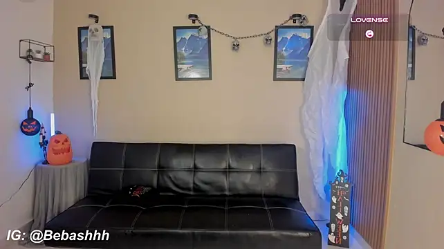 Fyre_divine live cam on StripChat