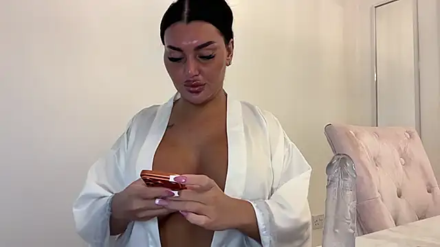 bigbootyelliexxx (F young) - TWERK ASS NO THONGS