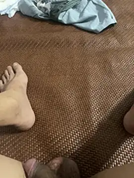 deqmo8888 live cam on StripChat