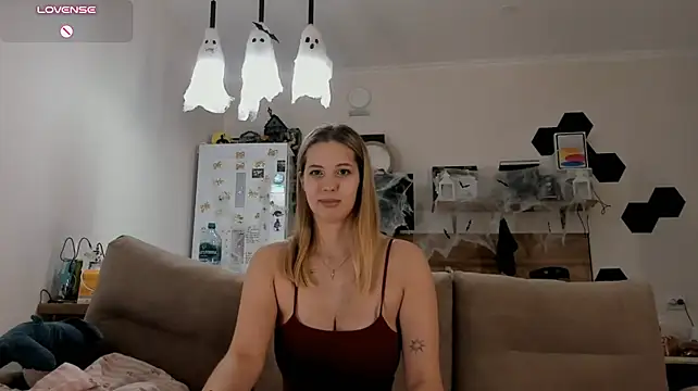 Hot__K live cam on StripChat